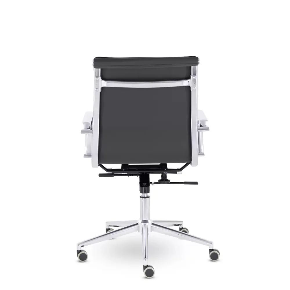Кресло руководителя UTFC Кайман H soft хром Cp CH-301 Sant-0401 черный