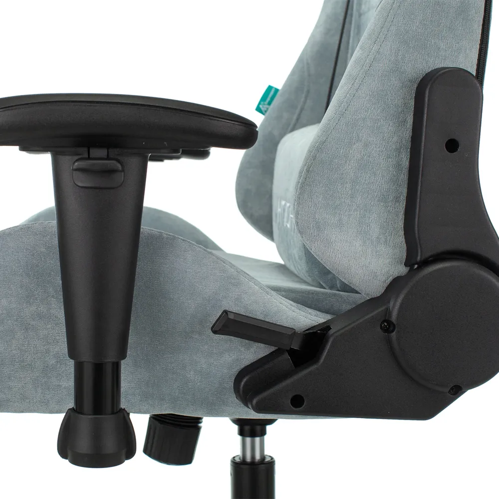 Кресло игровое Бюрократ Zombie VIKING KNIGHT Fabric серо-голубой Light-28 с подголов. крестов. металл