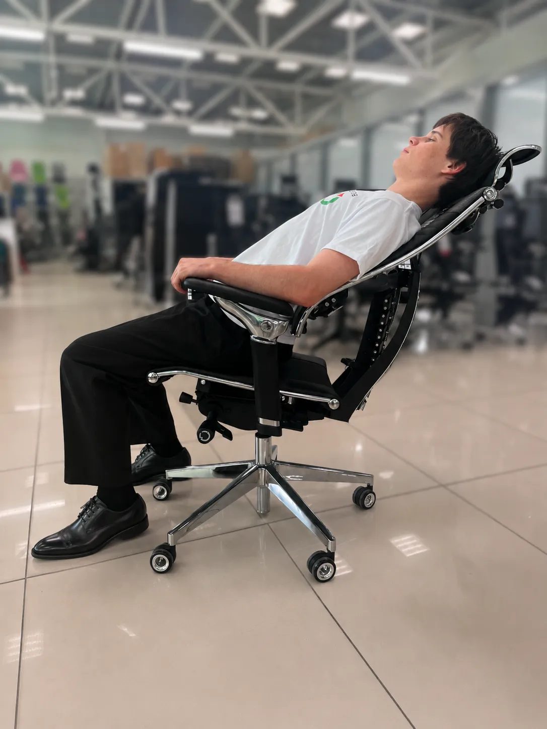 Кресло Yoga Spine Triumph L2 (Карбон черный D5.50.15.10A)